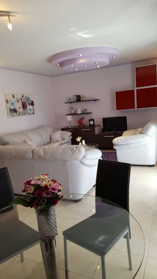 Apartman Luly Apartamento Kaštela Exterior foto