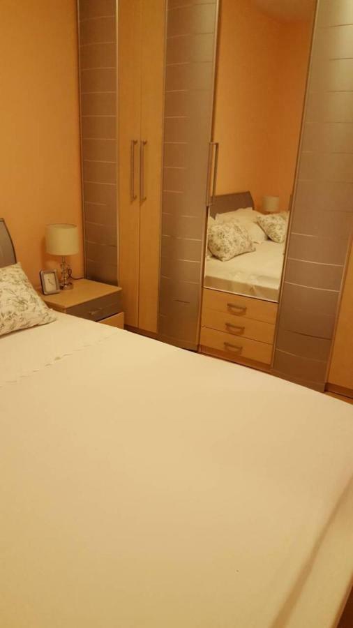 Apartman Luly Apartamento Kaštela Exterior foto