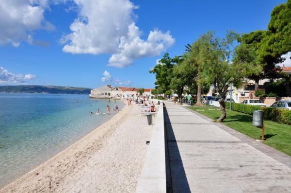 Apartman Luly Apartamento Kaštela Exterior foto